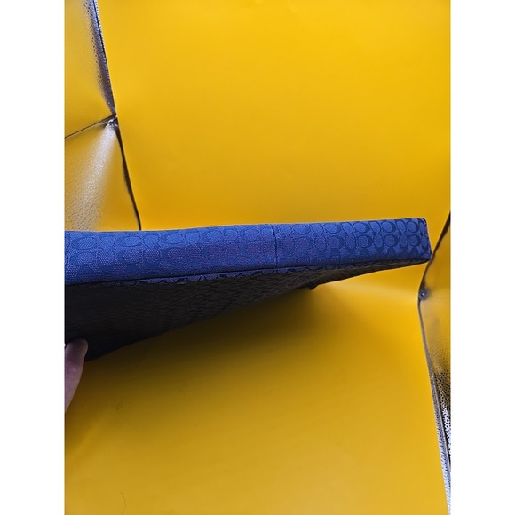 COACH Laptop Case Navy 14" Excellent Condition! - Picture 3 of 7